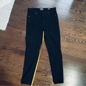 High rise black skinny jeans NWT